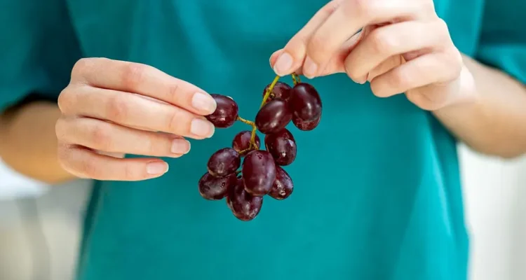 New Study: Popular Fruit May Offer Skin Protection from Sun