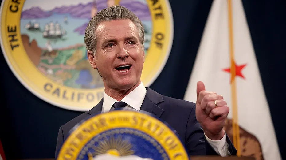 Newsom’s Warning of 'Breaking the Glass' Sparks Hilton’s Accusation of Democratic Exploitation of Primary Fears
