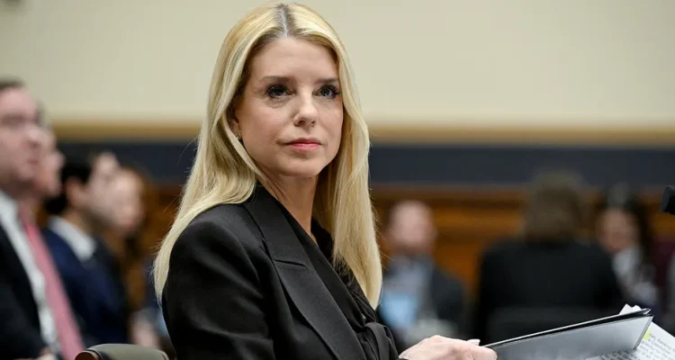 Pam Bondi Diagnosed with Thyroid Cancer Weeks After Leaving Trump Role
