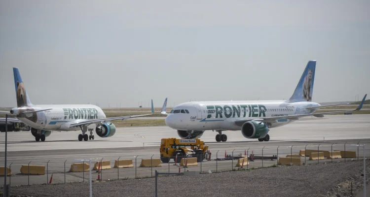 Pedestrian struck by Frontier plane departing Denver
