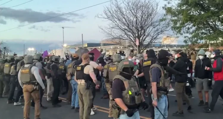 Protesters Confront Federal Agents at New Jersey Detention Center