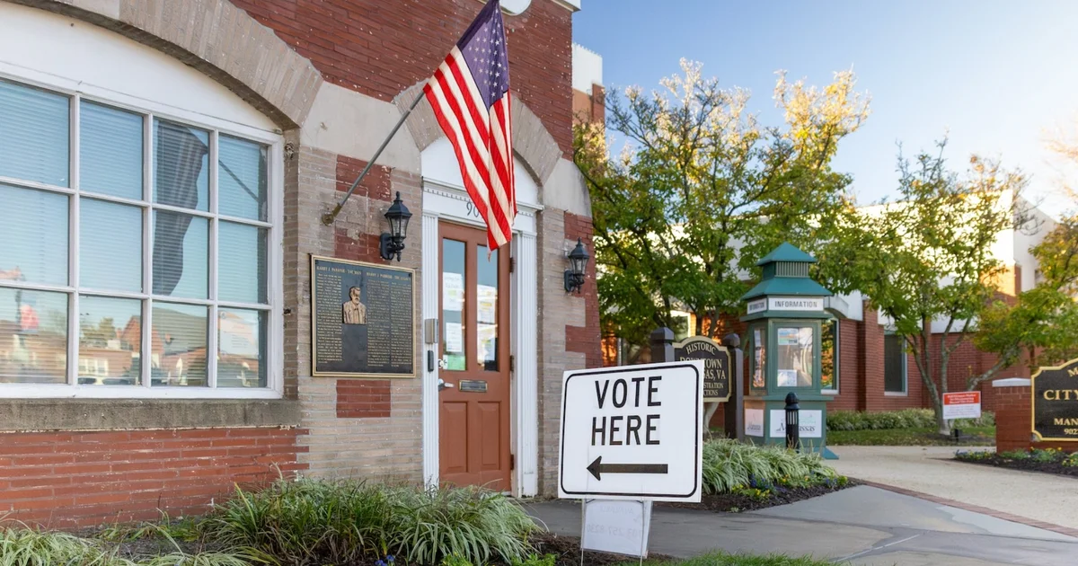 Republicans gain advantage in Virginia ahead of midterms