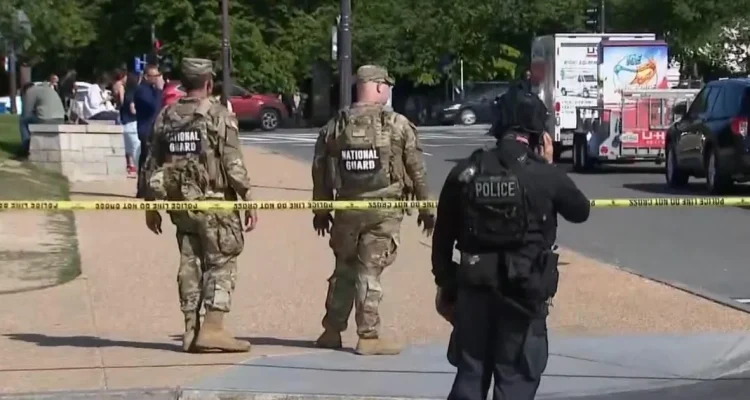 Secret Service Shoots Gunman Near Washington Monument