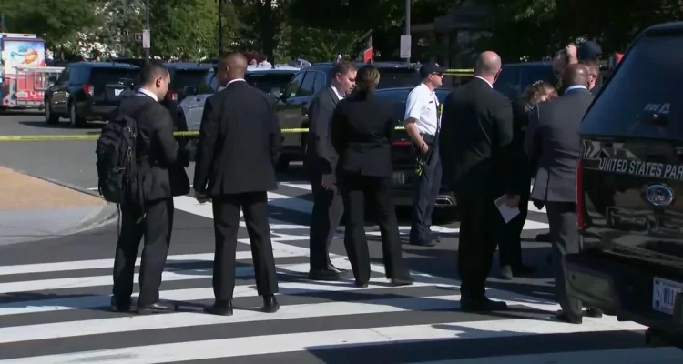 Secret Service Shoots Gunman Near White House