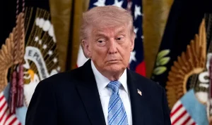 Senate Democrats Break GOP Unity on Trump's Iran War as Murkowski Changes Vote