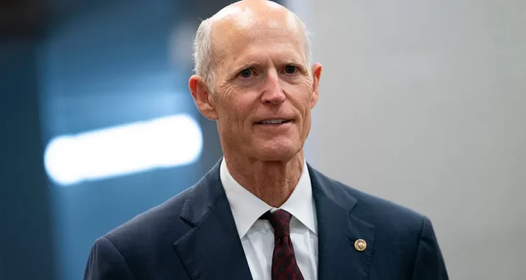 Senate Duo Seeks Permanent Ban on Ex-Lawmakers Lobbying