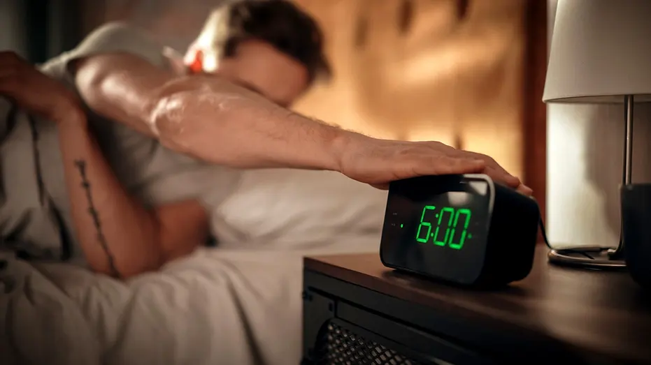 Sleep Doctor Explains the Harsh Health Consequences of Daylight Saving Time
