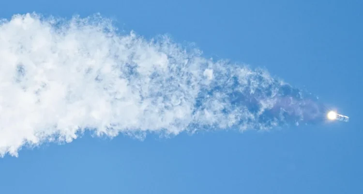 SpaceX Tests Updated Super Heavy-Starship Rocket Before IPO