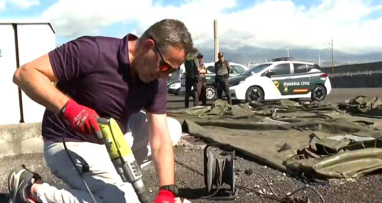 Spain Prepares Cruise Ship Docking for Hantavirus Evacuation in Canary Islands