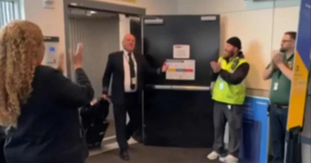 Spirit Airlines pilot's surprise retirement party on Southwest flight