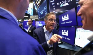 stocks-mixed-amid-investor-indifference-to-renewed-iran-conflict-26834 Stocks Mixed Amid Investor Indifference to Renewed Iran Conflict
