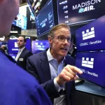 Stocks Rise Amid Investor Indifference to Iran Conflict