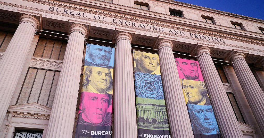Treasury Considering $250 Bill Featuring Trump