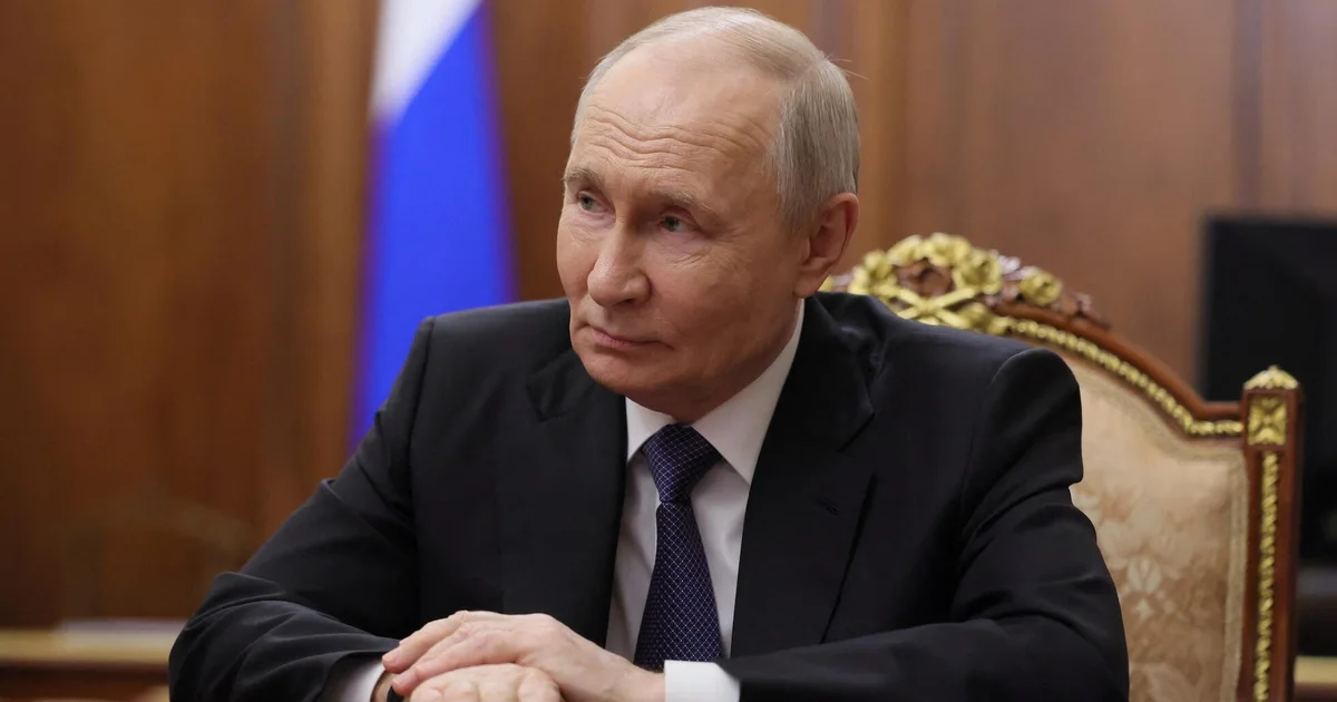 Ukraine and Russia Announce Separate Ceasefires Before WWII Anniversary