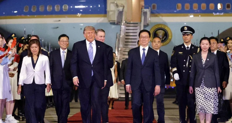US CEOs Worth $1 Trillion Join Trump in China