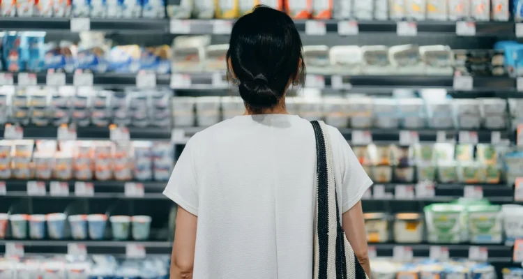 US Consumers Showing Economic Strain: 5 Key Signals