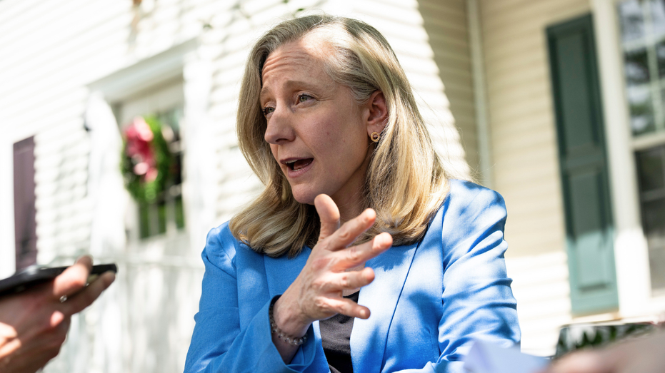Virginia Democrats' Redistricting Loss Sparks Blame Game