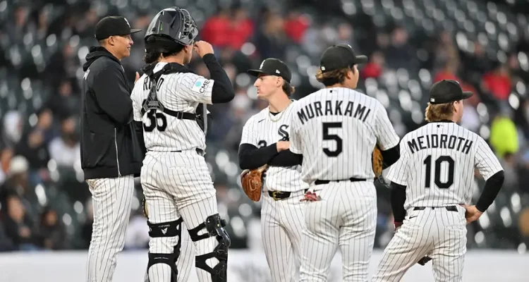 White Sox Surprise Season Meets Struggling Giants Amidst Martin's Dominant Pitching