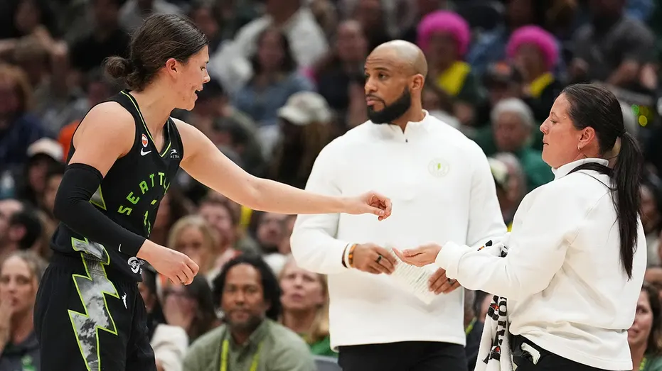 WNBA Player Chips Tooth Diving for Ball