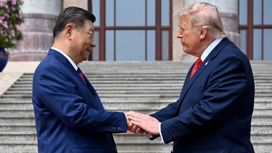 Xi Warns Trump of "Clashes" and "Conflicts" Amidst Summit Appearances