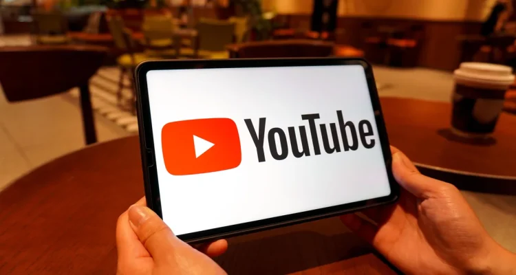 YouTube is Clarifying When AI Generates Realistic Videos