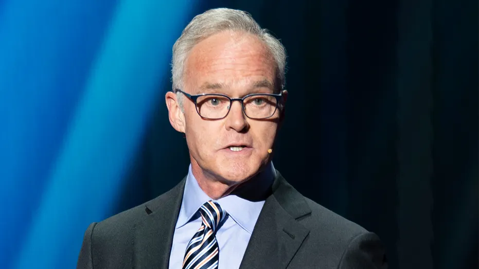 60 Minutes' Controversy: Scott Pelley's Actions Spark Debate, Accusations of Bias