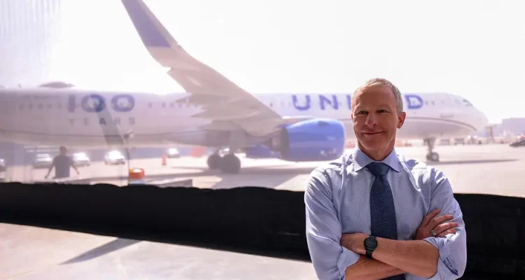Airline CEO Who Counted Cards Now Bets on Premium Perks to Win Over Fliers