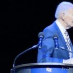 Biden Appears Disoriented Leaving Stage After Gala Remarks