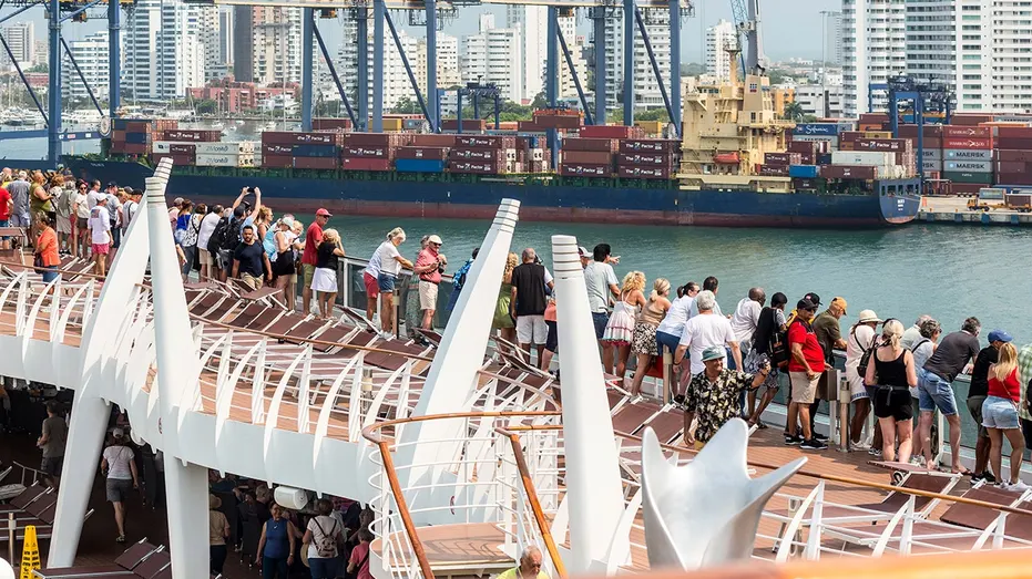 Cruise Passenger Hailed a Hero for Saving 84-Year-Old Man in Water