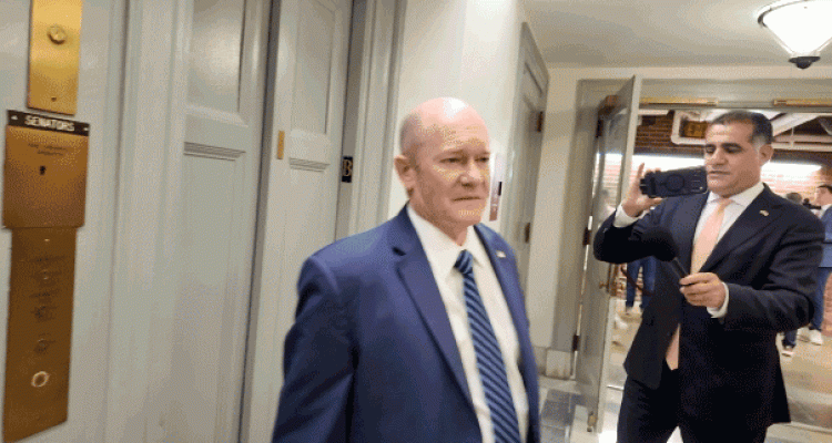 Dem Senators Sidestep Question on Platner Amid Candidate Scandal