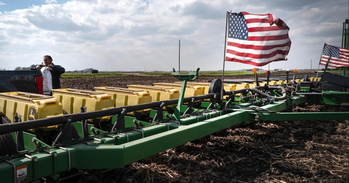 Despite Strong Jobs Data, U.S. Farmers Face Financial Hardship Due to Rising Costs