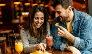 drinking-alcohol-may-influence-cravings-for-certain-foods-in-a-surprising-way-st-48073 Drinking alcohol may influence cravings for certain foods in a surprising way, study suggests