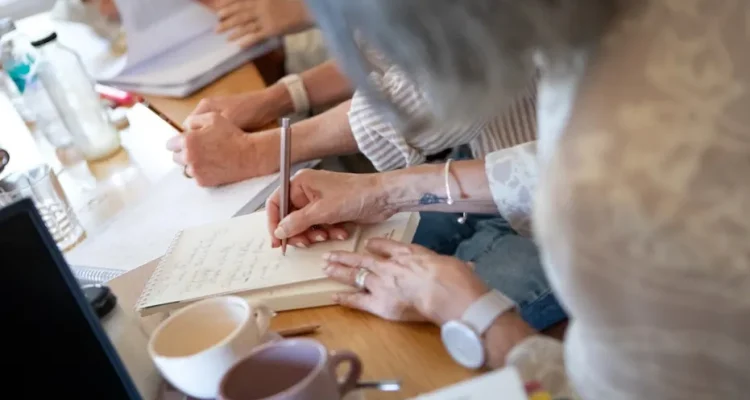 Everyday activities could signal early dementia, research suggests