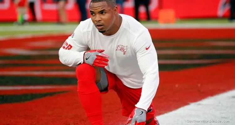 Former NFL Player's Family Sues Oakland Police Over Fatal Incident