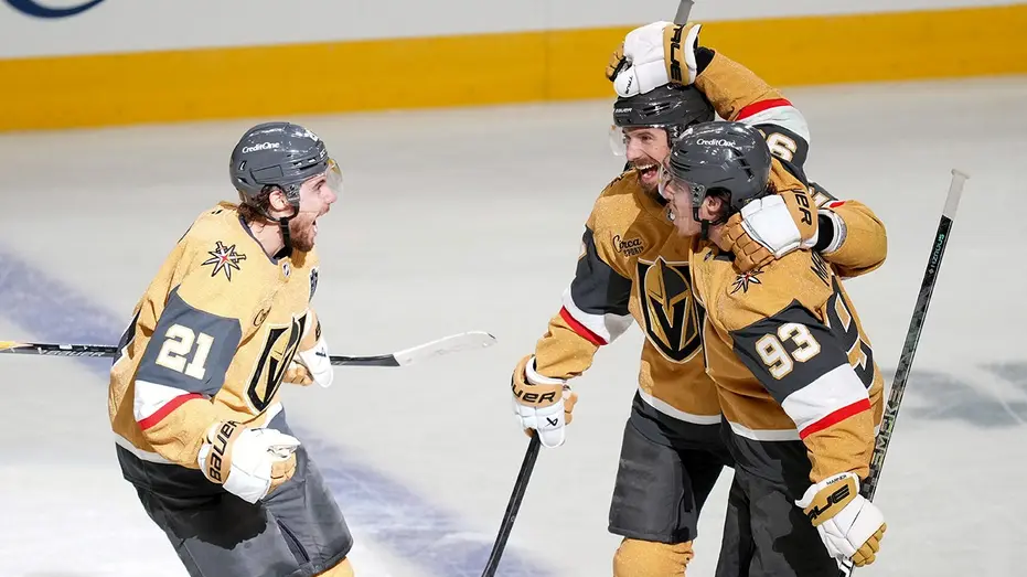 Golden Knights Outlast Hurricanes in Thrilling Double-Overtime Stanley Cup Final Game 3