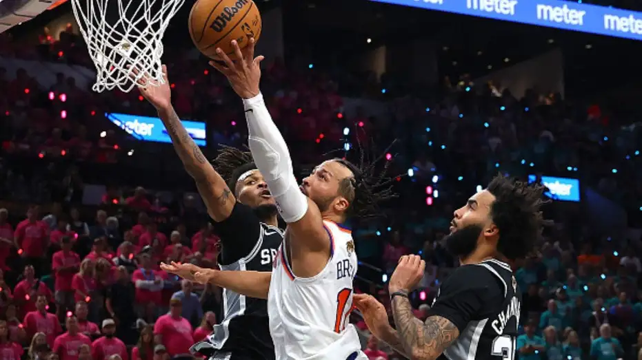 Jalen Brunson Overcomes Knee Scare to Lead Knicks to Finals Game 1 Victory