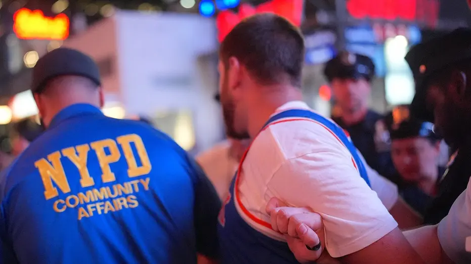 Knicks Fans Arrested, Officer Injured During Game 2 NBA Finals Celebration