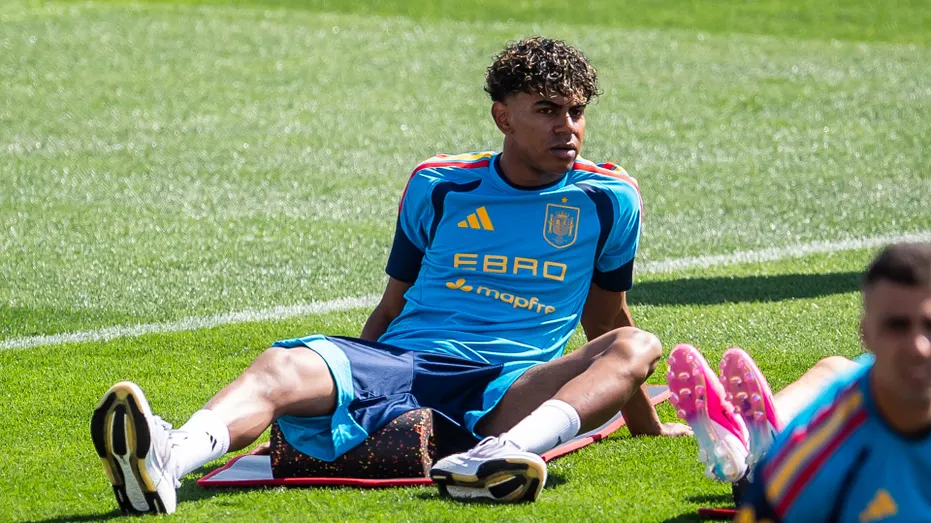 Lamine Yamal's World Cup Ambitions Amidst Injury Concerns