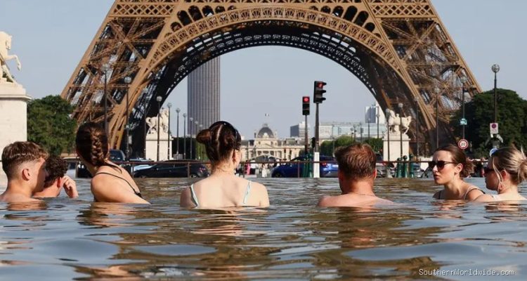Landmarks Limit Hours Amid Deadly Heat Wave