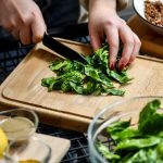 Leafy Greens May Offer Lung Protection, Study Finds