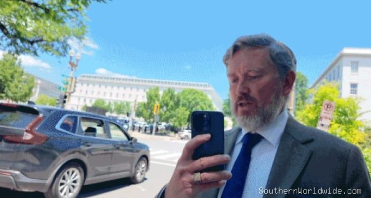 Massie lashes out when pressed on ex-girlfriend's allegations of affair with GOP firebrand