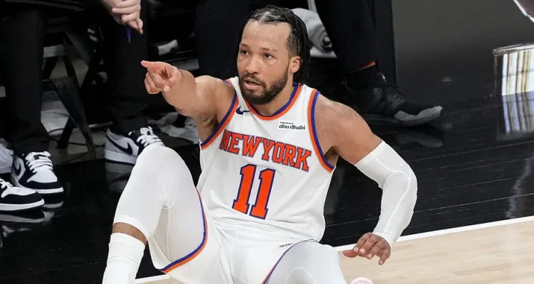 NBA Investigates Courtside Fans Over Alleged Profane Remarks to Jalen Brunson
