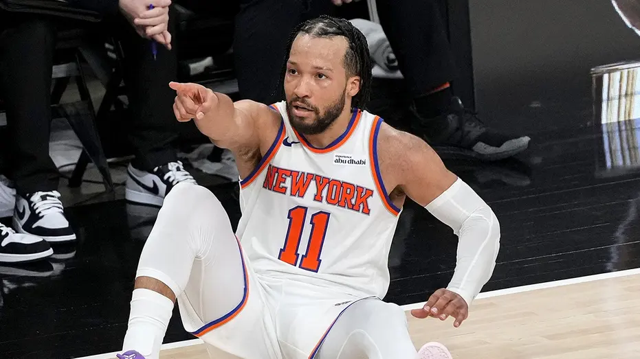 NBA Investigates Courtside Fans Over Alleged Profane Remarks to Jalen Brunson