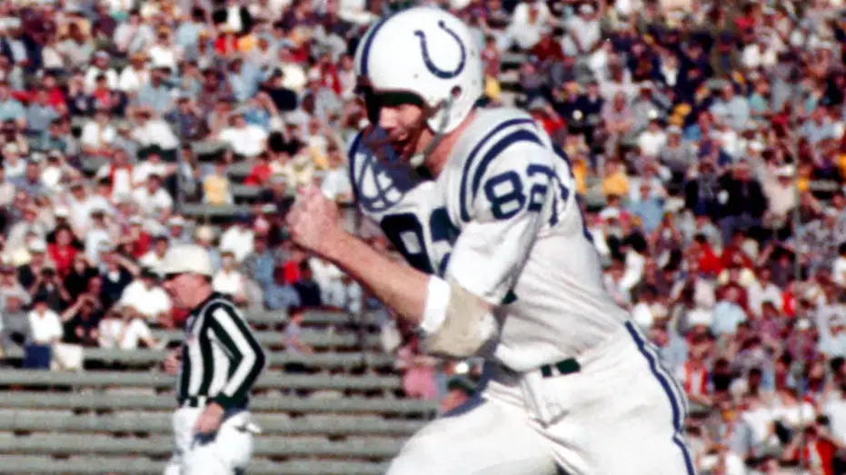 NFL Legend Raymond Berry Dies at 93
