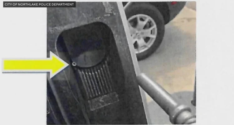 Northlake Police Alert: Beware of Gas Pump Screw Scam