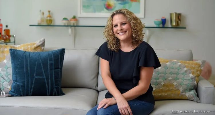 Popular Mommy Blogger Dies at 48, Two Years After Cancer Diagnosis