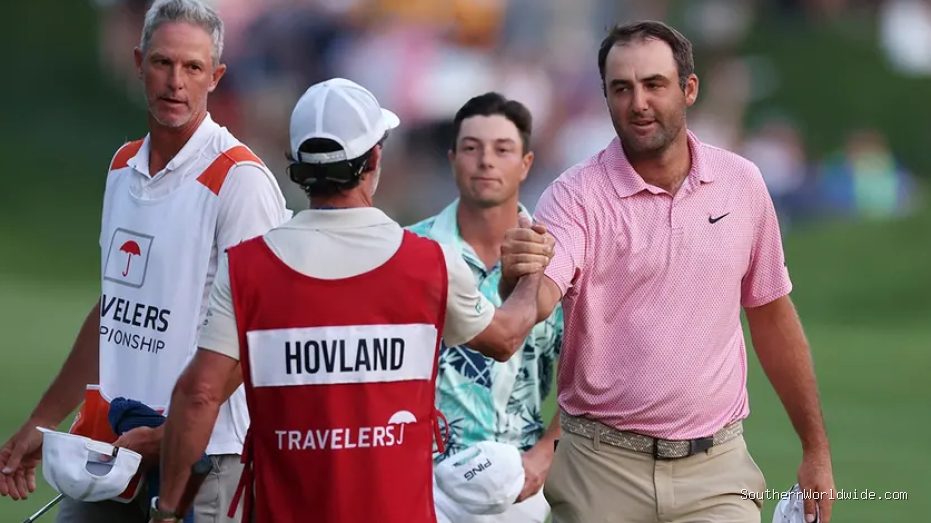 Scottie Scheffler Makes Clutch Putt, Forces Monday Playoff with Viktor Hovland
