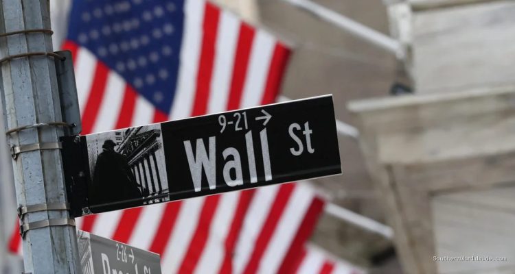 Tech Stocks Dip for Second Day, Examining the Selloff