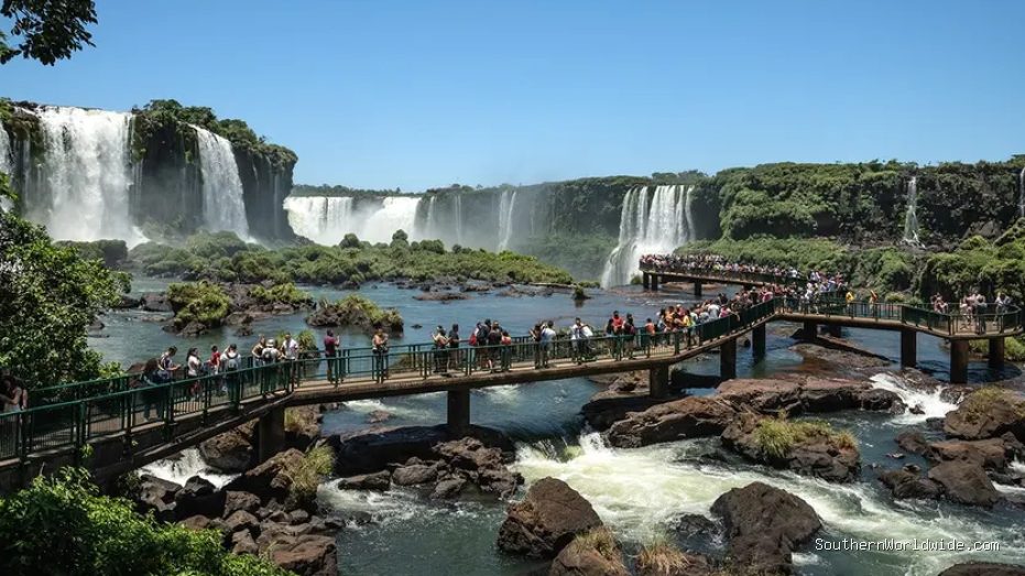 Tourist Risks Danger at World's Largest Waterfall to Retrieve Cellphone