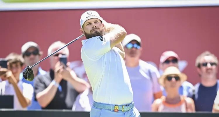 Tyrrell Hatton and Scott Vincent Tied for First After LIV Golf Andalucía Opening Round